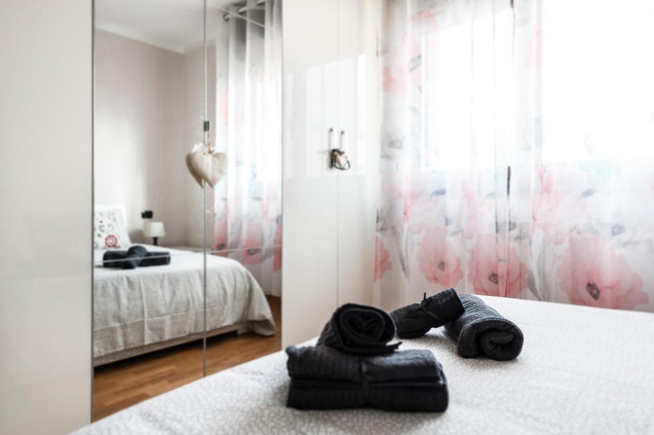 Hostly - Family Strada Dell'olio - Brand New 2br, 2 Bathrooms With Ac Cascina