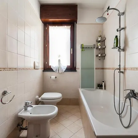 Hostly - Family Home Strada Dell'Olio - Brand New 2Br, 2 Bathrooms With Ac Cascina Exterior photo