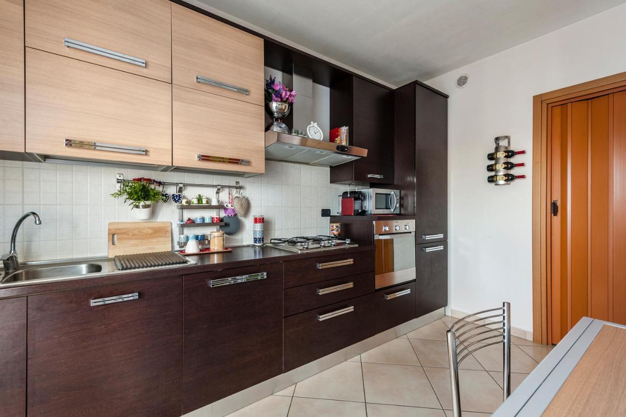 Apartment Hostly - Family Strada Dell'olio - Brand New 2br, 2 Bathrooms With Ac